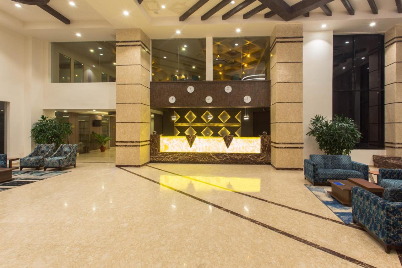 Hotel Siddhartha, Nepalgunj Exterior photo