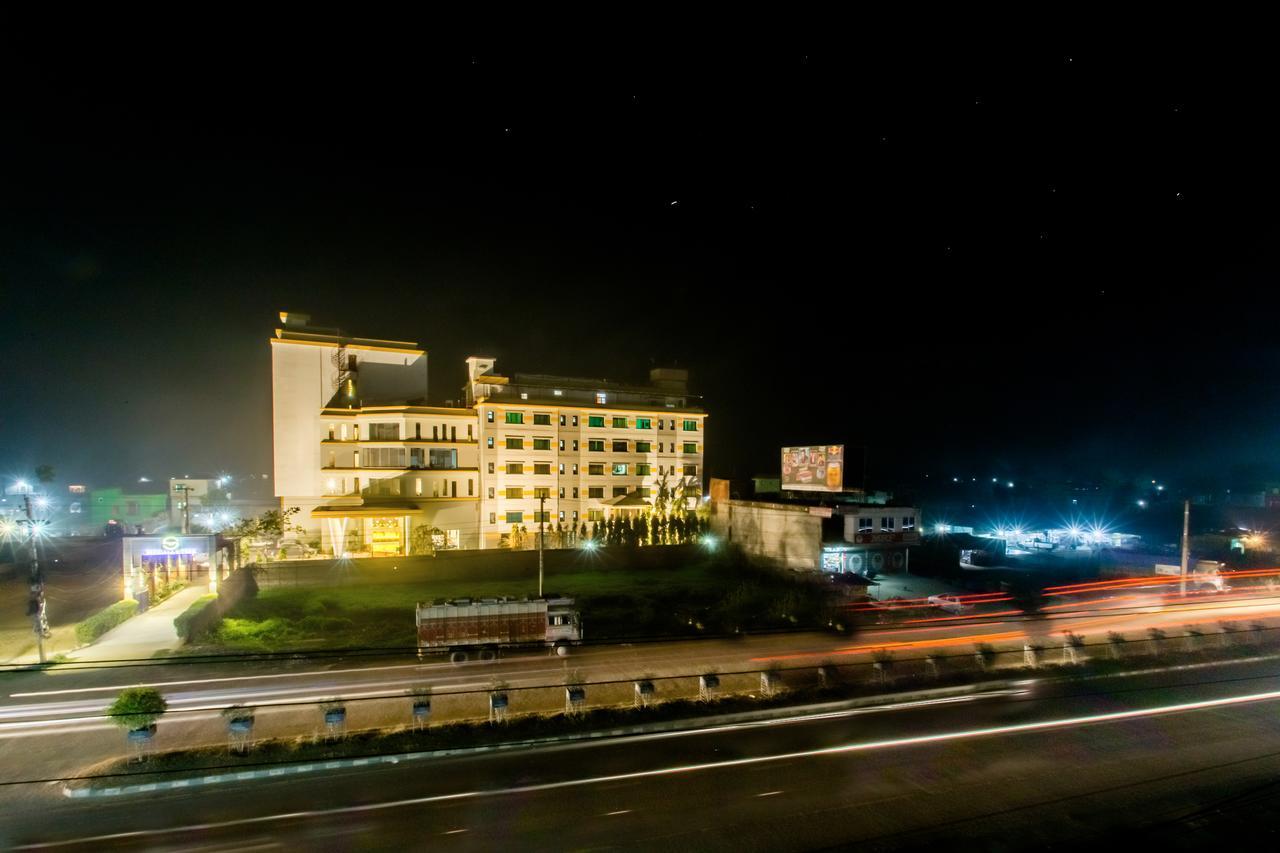 Hotel Siddhartha, Nepalgunj Exterior photo